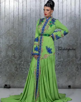 Modes Izšūtām Pērlītēm Marokas Kaftan Arābija Vakara Kleita ar garām Piedurknēm-line Musulmaņu Balles Kleita Islāma Dubaija Kleita Plus Size