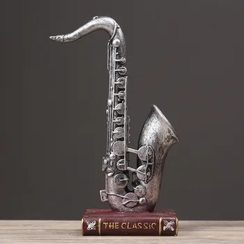Radošā Amerikāņu stilā sveķu mājas dekoru minimālisma mūsdienu Saksofona mūzikas instrumentu rotājumu modes darbvirsmas apdare
