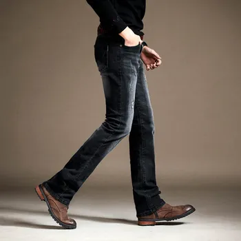 Vīriešu biznesa gadījuma boot uzliesmojums džinsi bell grunts āķu uzliesmoja džinsi vīriešiem vintage slim bootcut džinsa bikses plus lieluma 36